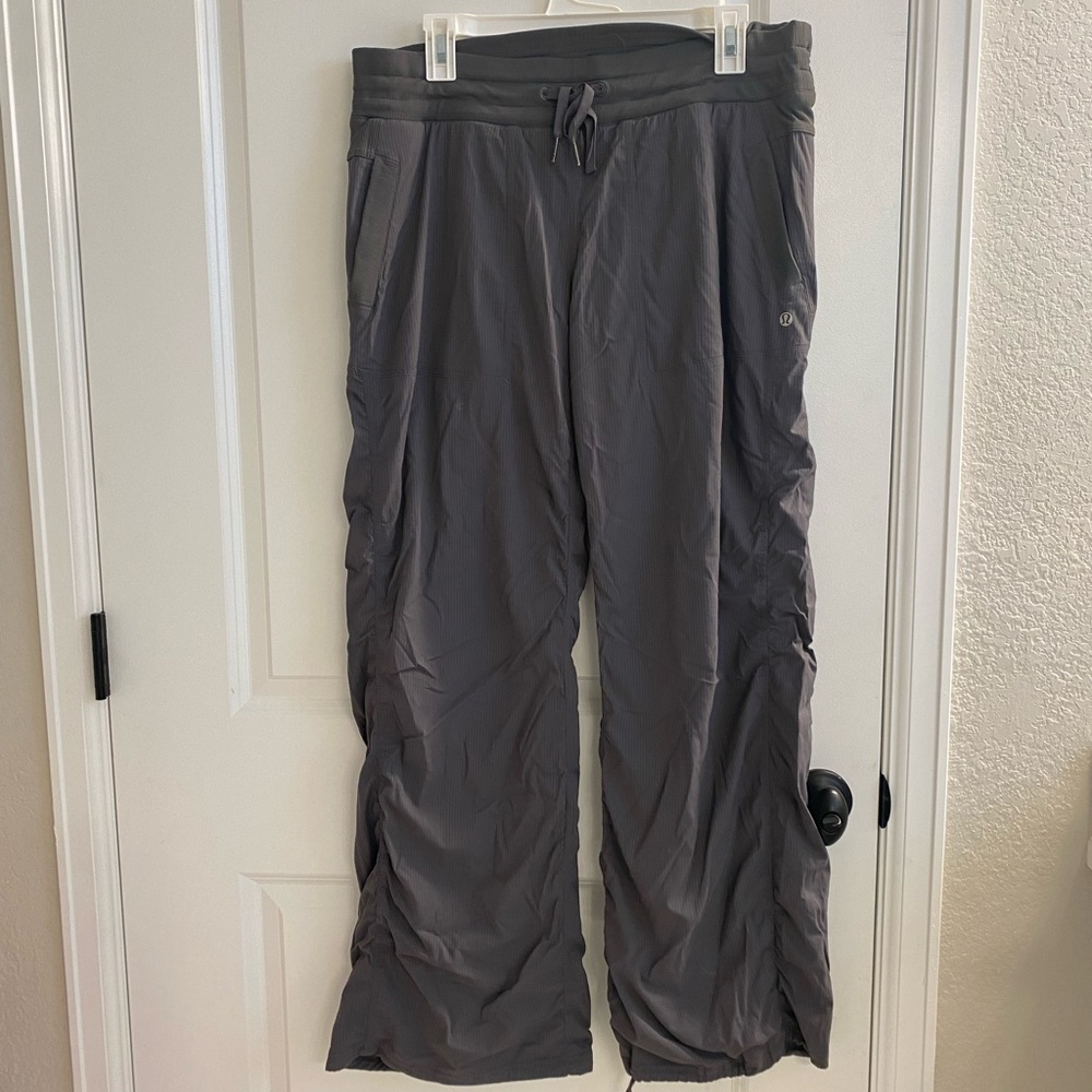 Super cute ruched baggy pants